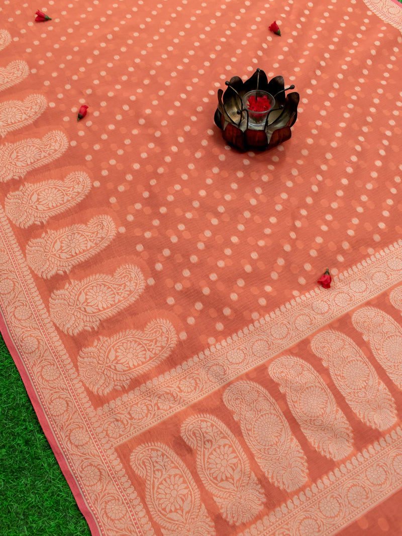 Banarasi Soft Cotton Resham Polka Dots Weaving Saree With Contrast Kinaari-Peach