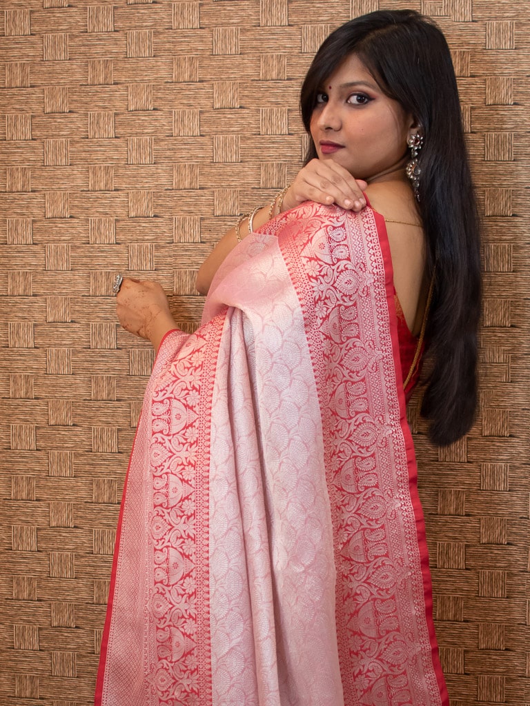 Banarasi Kora Muslin Saree With Tanchoi Weaving Contrast  Border-Pastel Pink