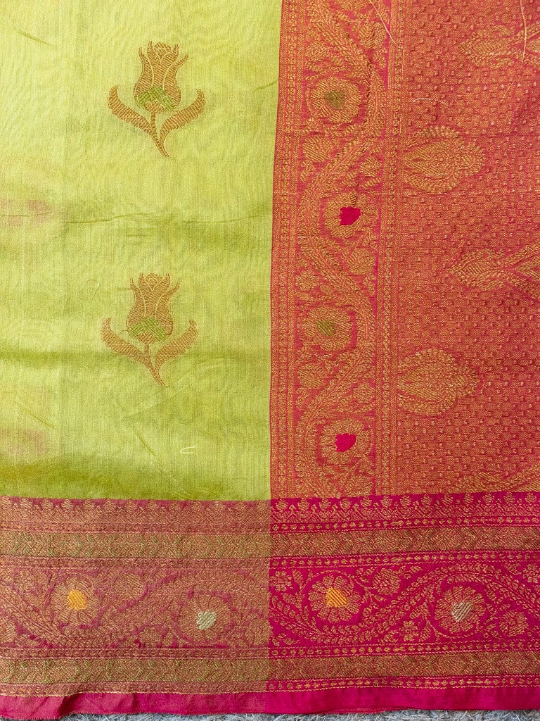 Banarasi Cotton Silk Resham & Meena Floral Weaving Saree & Contrast Border-Green