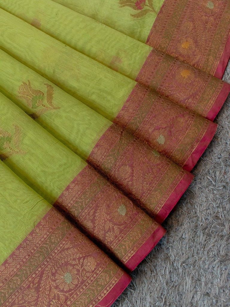 Banarasi Cotton Silk Resham & Meena Floral Weaving Saree & Contrast Border-Green