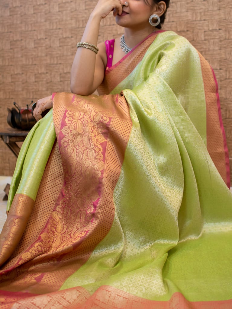 Banarasi Kora Muslin Saree With Tanchoi Weaving Contrast  Border-Parrot Green