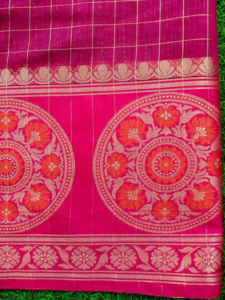 Banarasi Cotton Silk Saree Check Weaving & Contrast Buta Border-Grey & Pink