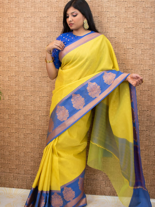 Banarasi Kora Muslin Saree With Tanchoi Weaving Contrast Floral Border-Yellow