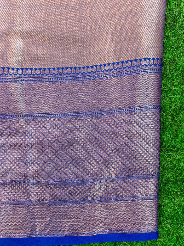 Banarasi Semi Silk Saree With Contrast Floral Buti Weaving Border-Baby Pink