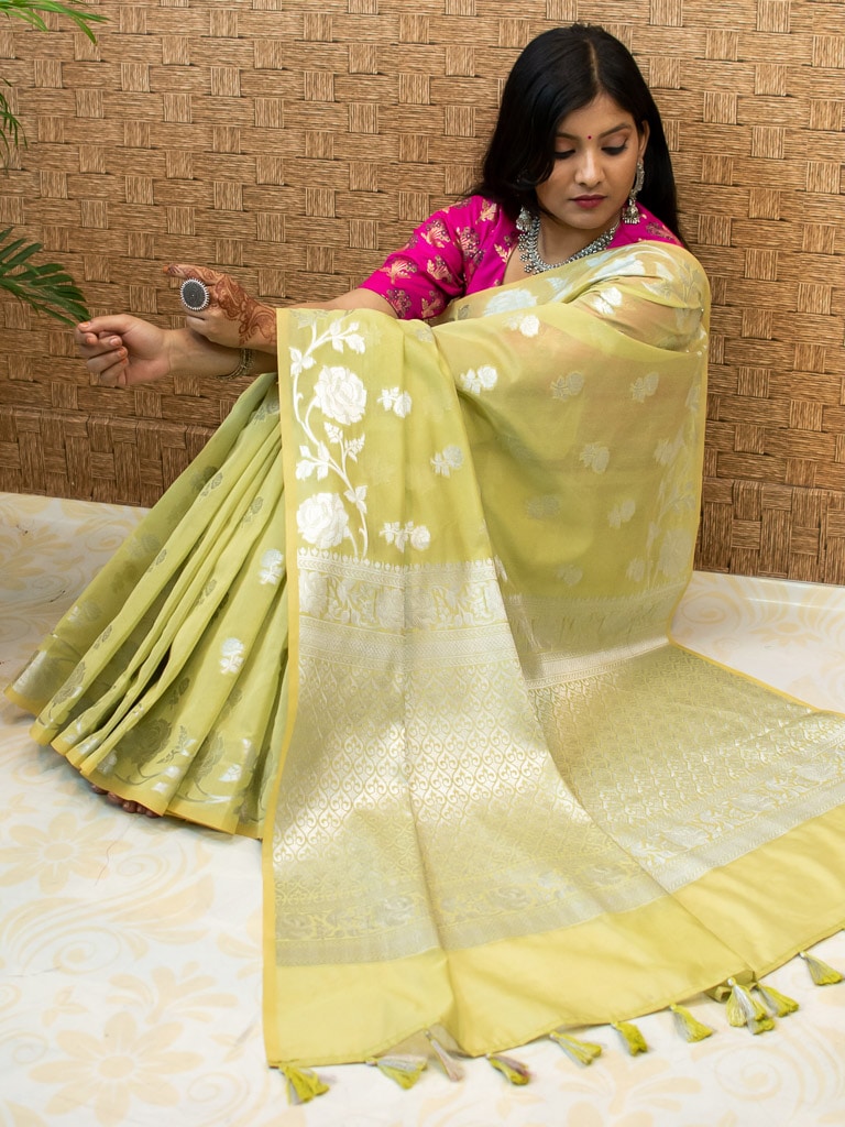 Banarasi Kora Saree With Silver Zari Buti Weaving & Floral Border-Light Green