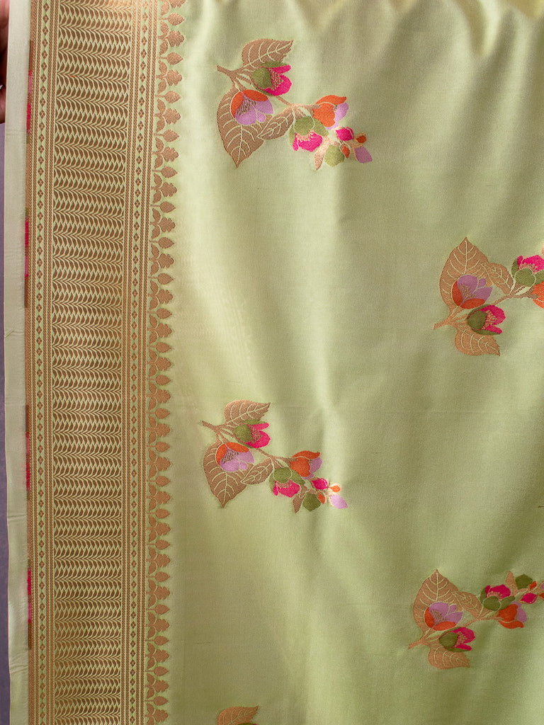 Banarasi Art Katan Silk Saree With Meena Buta Weaving-Pastel Green