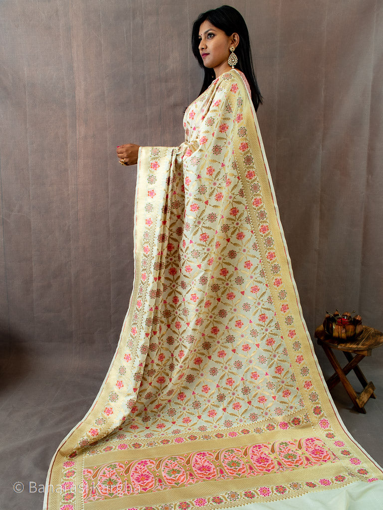 Banarasi Art Katan Silk Saree With Meena Jaal Weaving-Ivory White