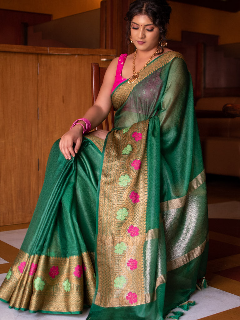 Chiffon Plain Saree With Border | manonthelam.com