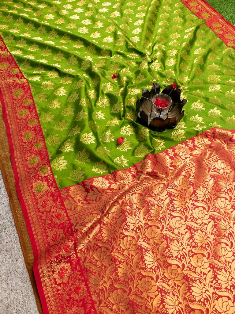 Banarasi Art Silk Saree With Contrast Meena Border-Green & Red