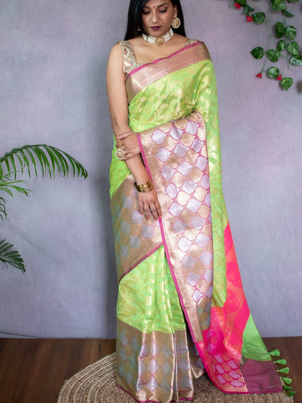 Banarasi Kora Saree With Silver Zari Buti Weaving & Contrast Skirt Border -Green