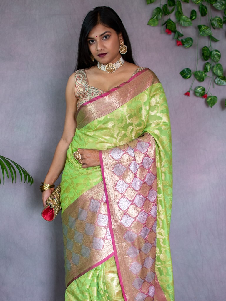 Banarasi Kora Saree With Silver Zari Buti Weaving & Contrast Skirt Border -Green