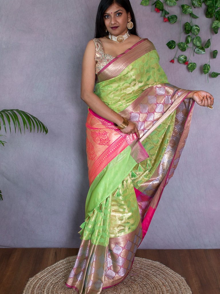 Banarasi Kora Saree With Silver Zari Buti Weaving & Contrast Skirt Border -Green