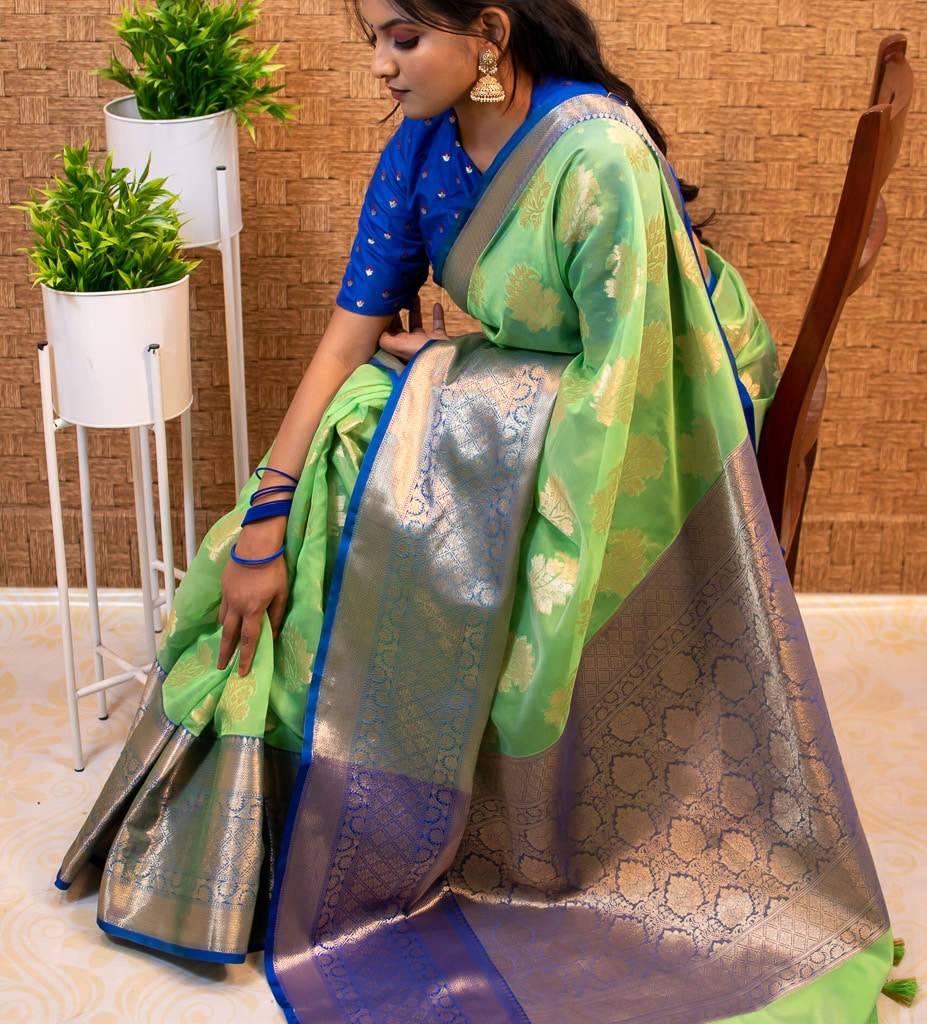 Banarasi Semi Silk Saree With Contrast Floral Buti Weaving Border-Green