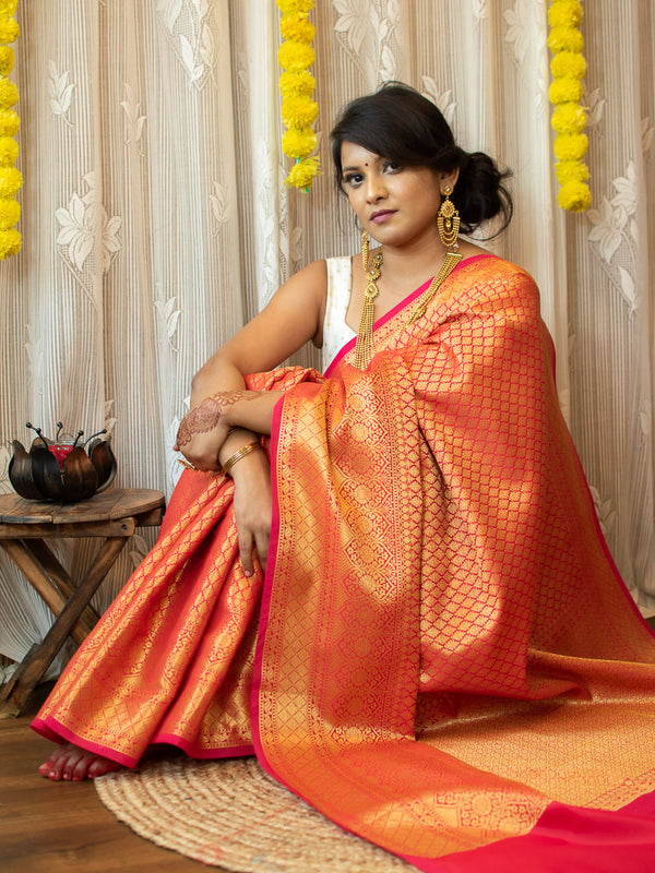 Banarasi Semi Silk Saree With Tanchoi Weaving-Red