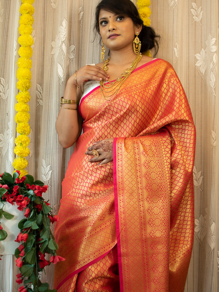 Banarasi Semi Silk Saree With Tanchoi Weaving-Red