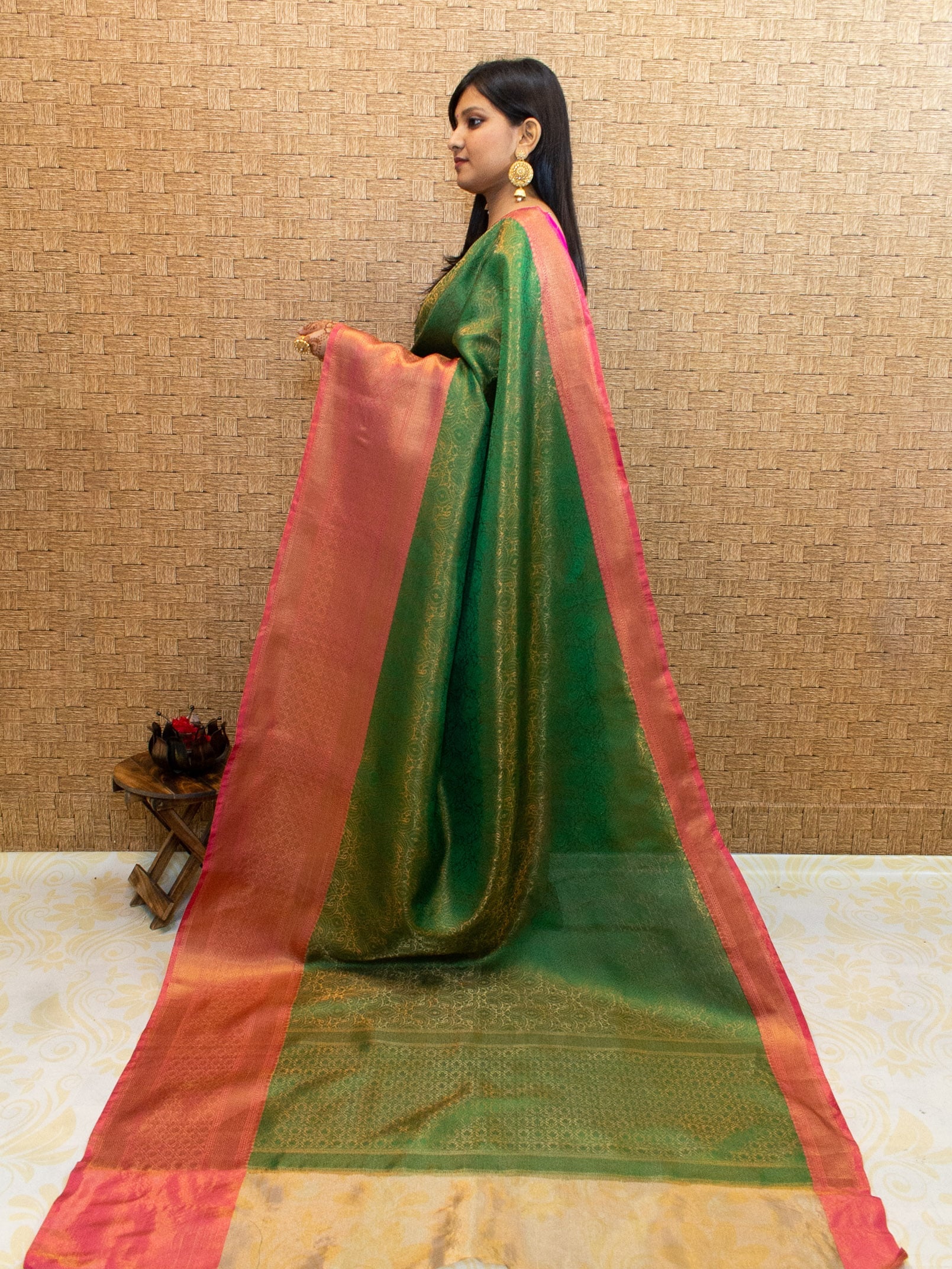 Banarasi Kora Muslin Saree With Tanchoi Weaving & Contrast  Border-Green