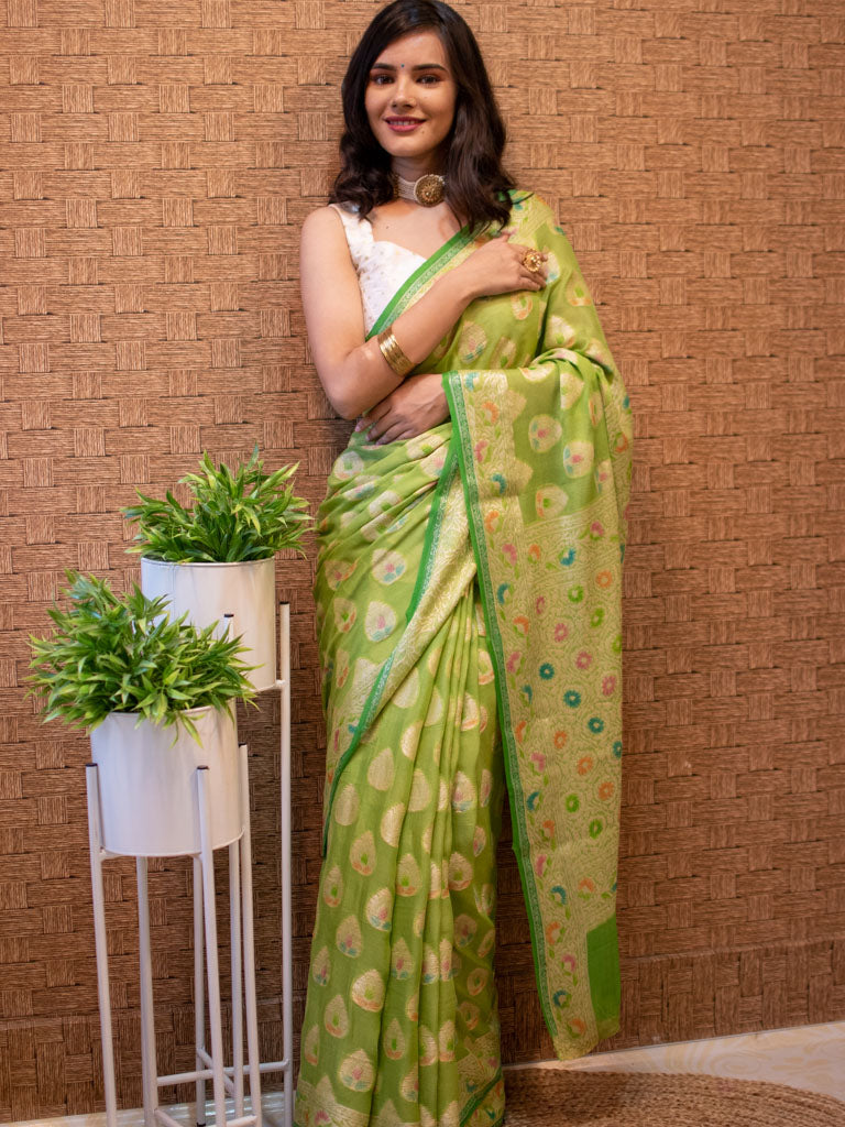 Banarasi Pure Georgette Saree With Handpaint & Resham Buta Weaving-Green